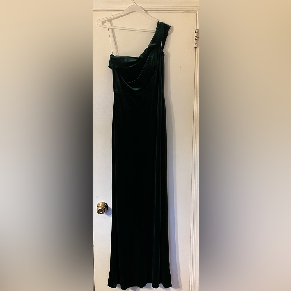 Jasmine B2 formal full length gown NWT $250